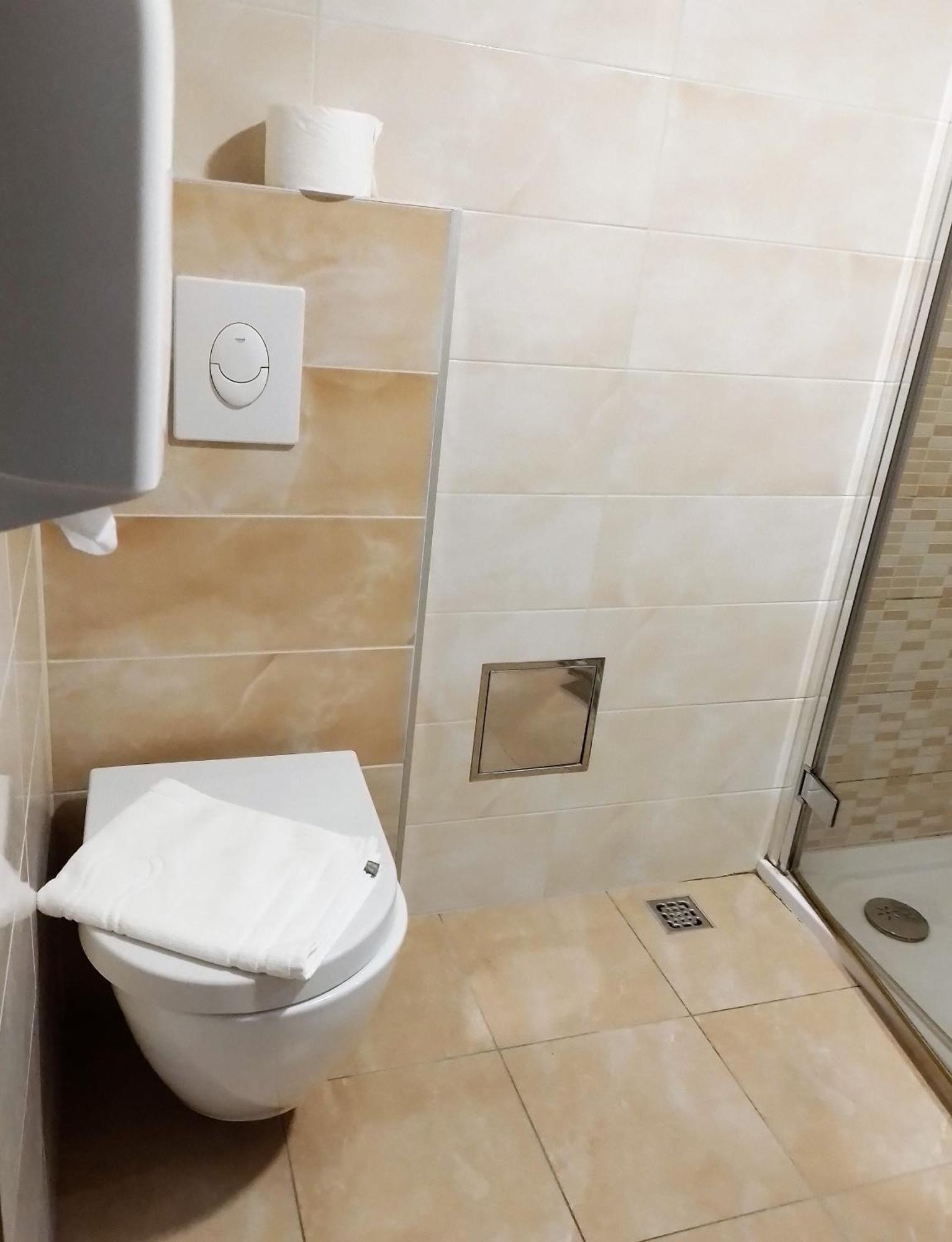 Bozikovina Beach Rooms بودْسْتغانا المظهر الخارجي الصورة